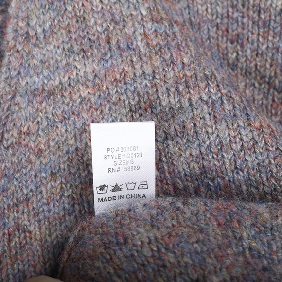 Promesa Loosely Translated Oversized VNeck Sweater - Picture 8 of 9